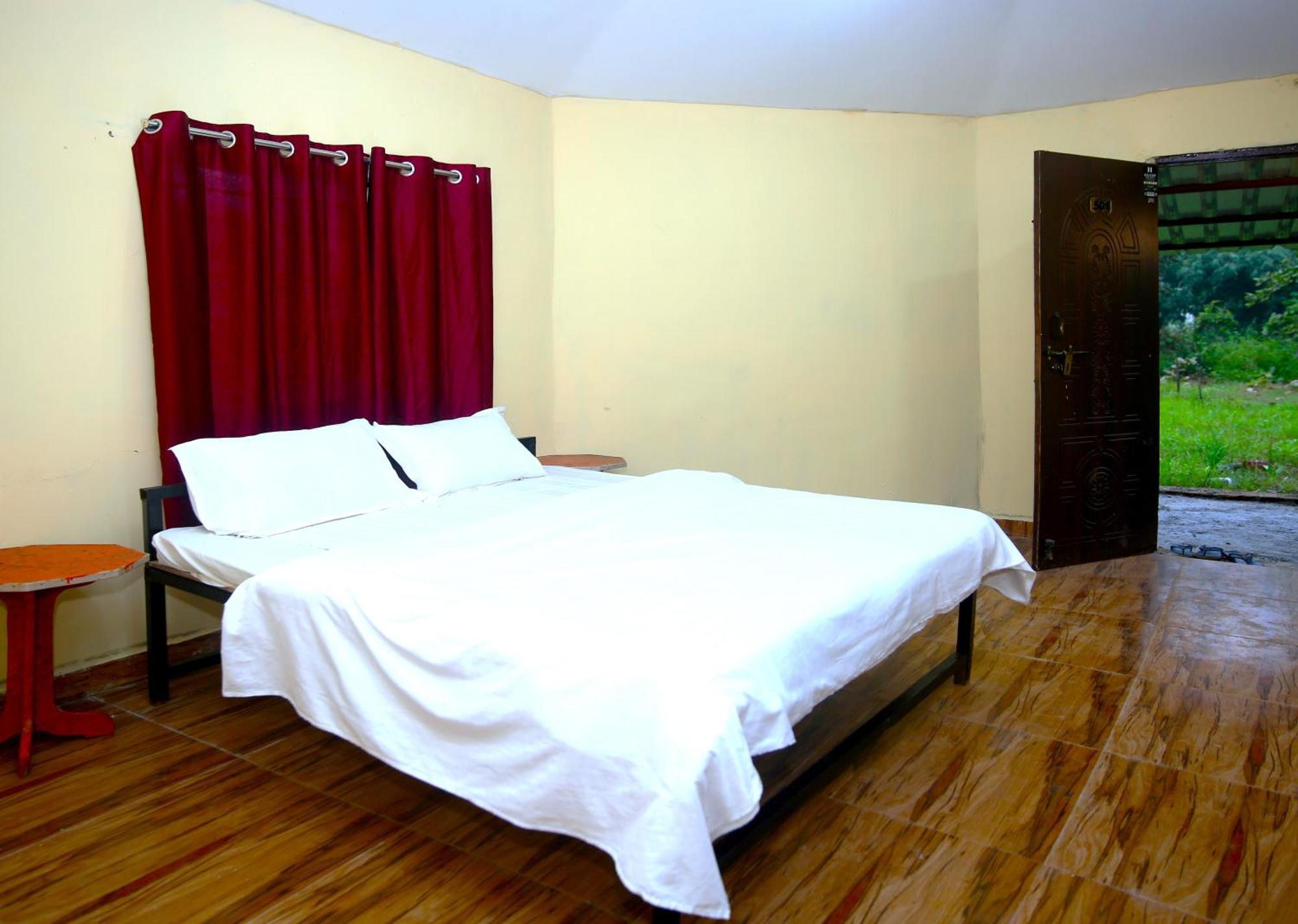 Tribal Wood Resort Dhanwar Exterior photo